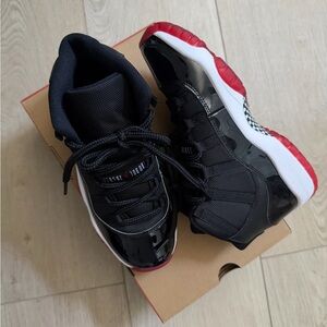 Jordan bred 11s